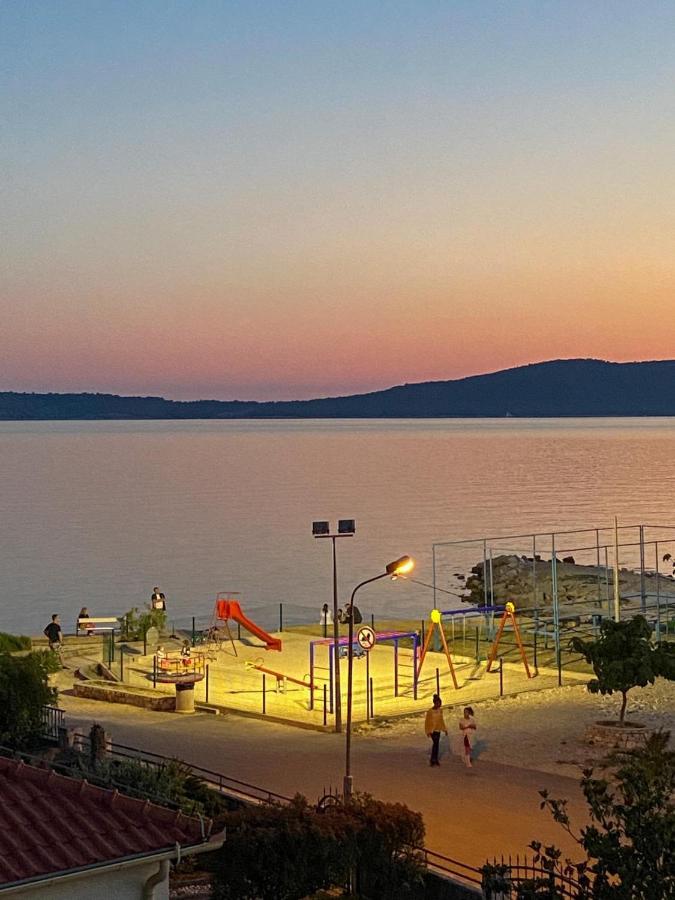 Apartman Luka Sibenik Exterior photo