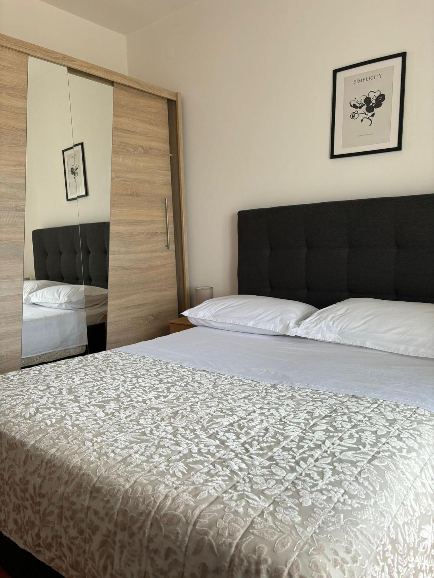 Apartman Luka Sibenik Exterior photo